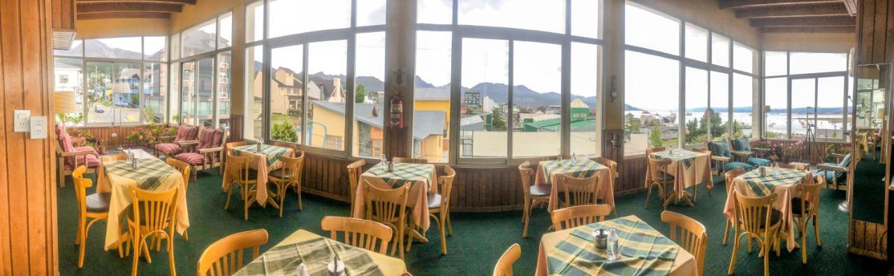Hotel Mustapic Ushuaia Bagian luar foto